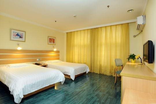 Шанхай: Home Inn Taicang Shanghai East Road