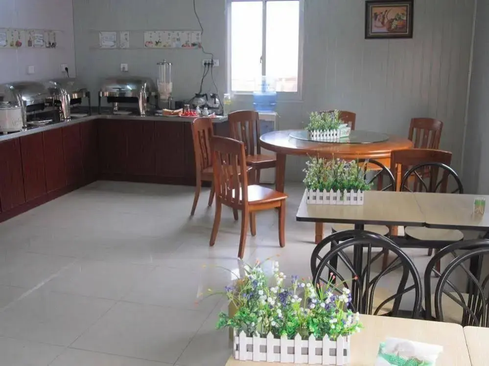 Янчжоу: Hanting Express Yangzhou Jiangyang Middle Road