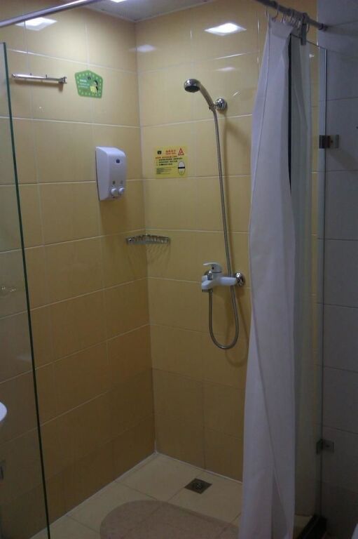 Наньтун: Home Inn Nantong Renmin East Road