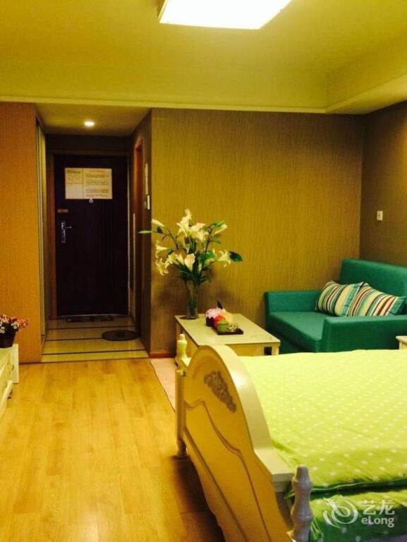 Чэнду: Chengdu Trail-walker House