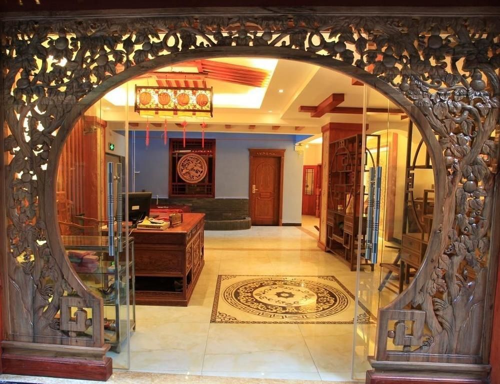 Сянси: Floral Hotel ·Fenghuang Grand Riverview