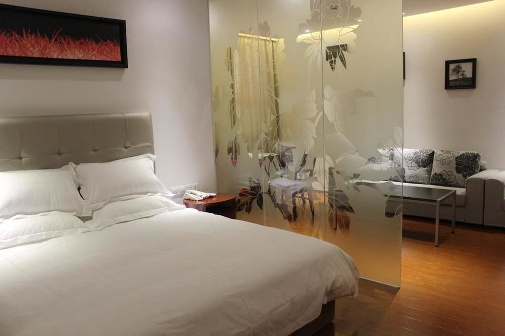 Наньтун: Yiting Si ji Hotel Nantong Gongnong North Road