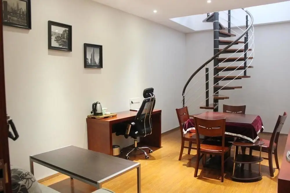 Наньтун: Yiting Si ji Hotel Nantong Gongnong North Road