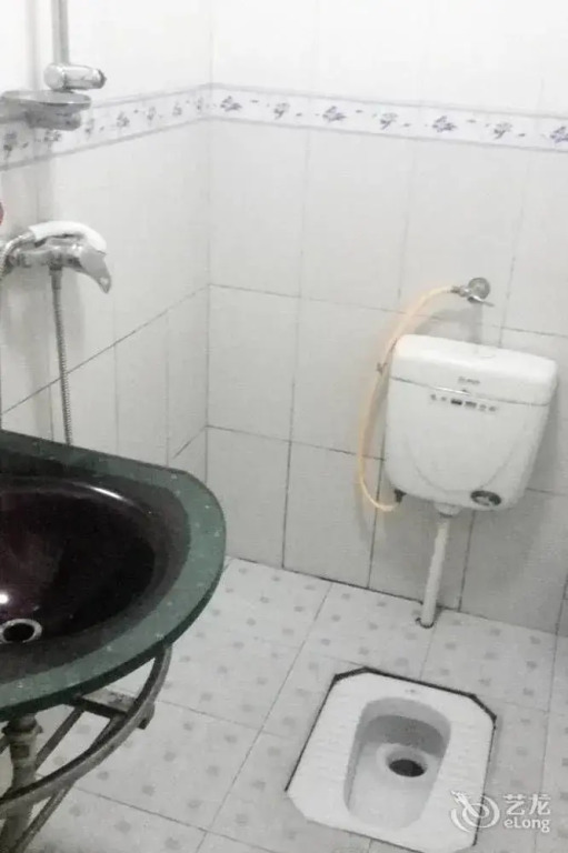 Гуйлинь: Ping'an Business Hotel