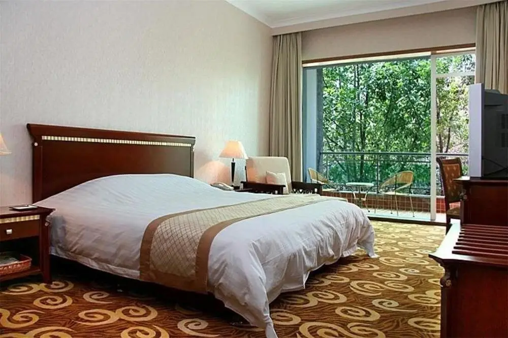 Huibinyuan Hotel — фото 1