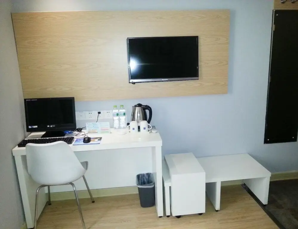 Яньтай: Motel 168 Yantai North Street Daily Newspaper