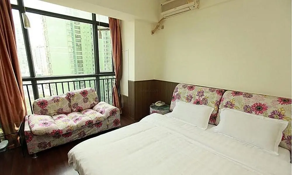 Чэнду: Nanqiaolijia Buisiness Hotel