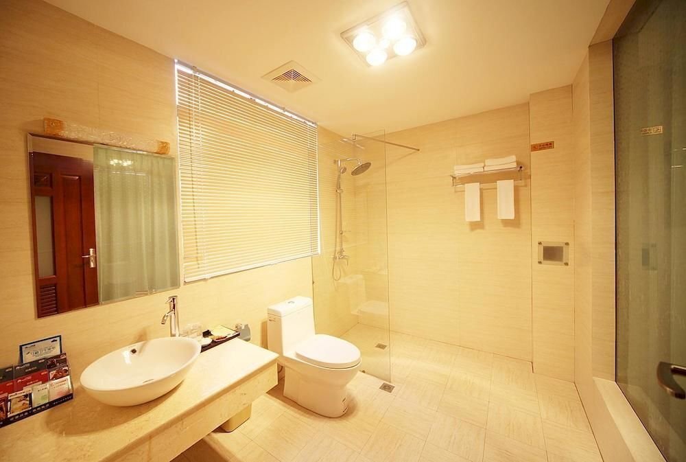 Баошань: Yumingju Hotel