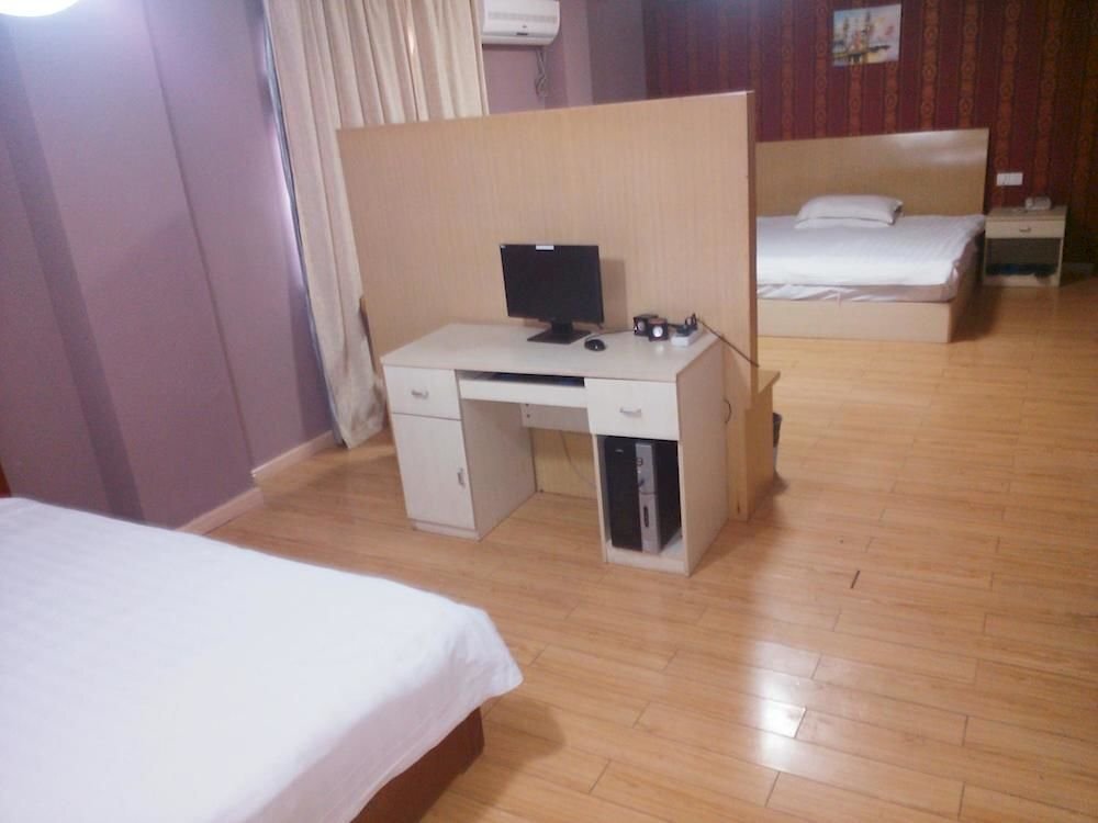 Хучжоу: Nanxun Jinchen Business Hotel