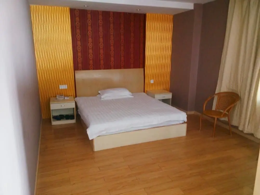 Хучжоу: Nanxun Jinchen Business Hotel