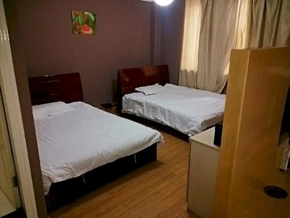 Хучжоу: Nanxun Jinchen Business Hotel