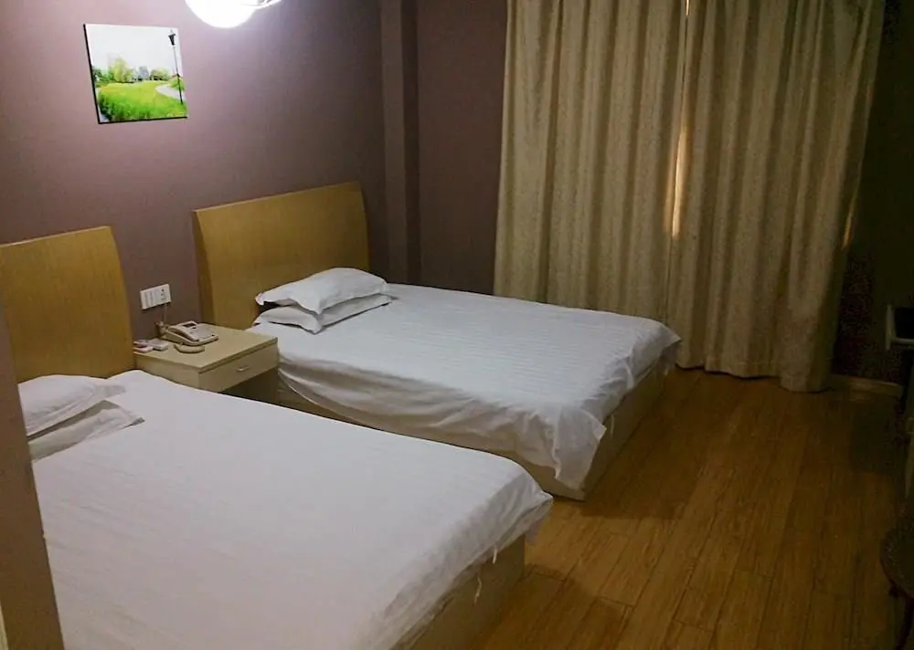 Хучжоу: Nanxun Jinchen Business Hotel