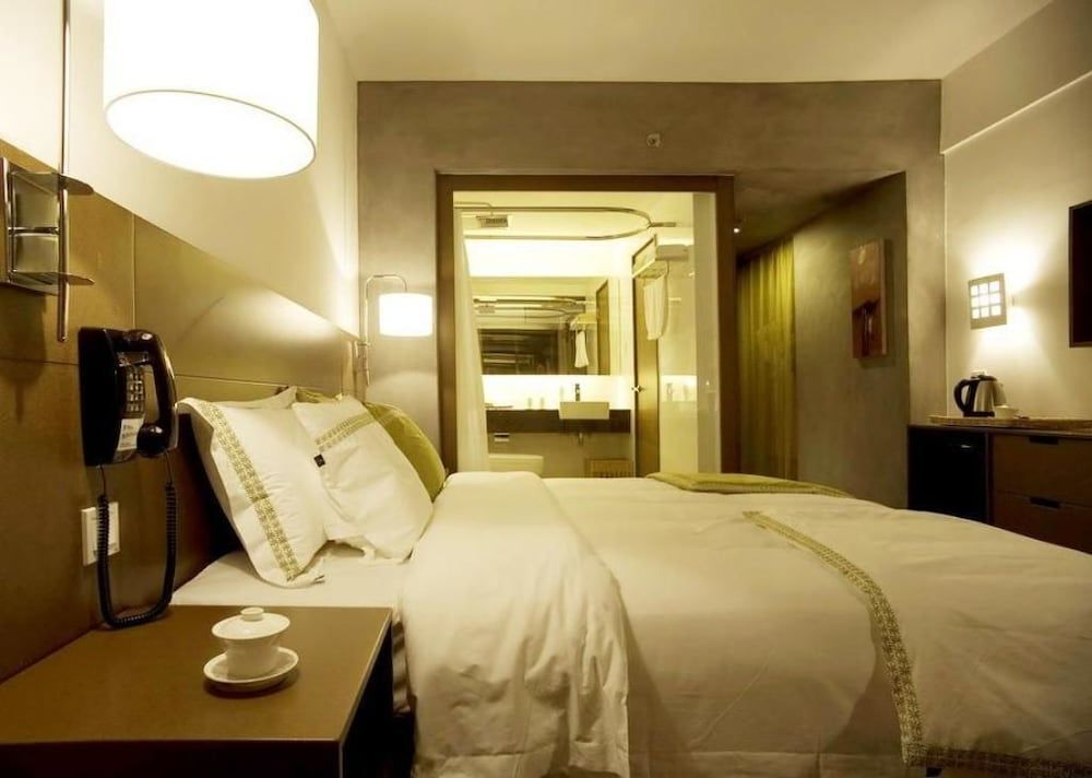 Zhangjiagang Newstay Vogue Hotel — фото 1