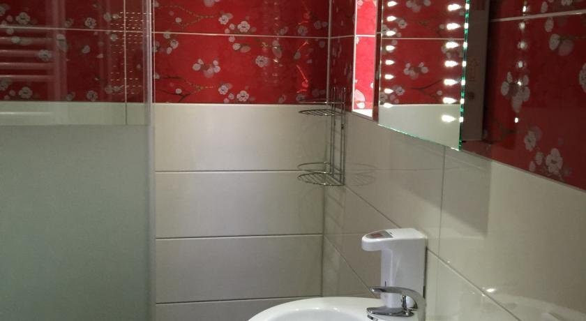 Сяньнин: Xianning Jia Yuan Business Hotel