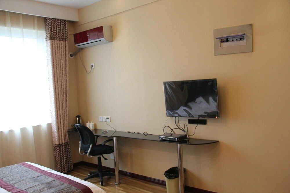Цзинань: Super 8 Hotel