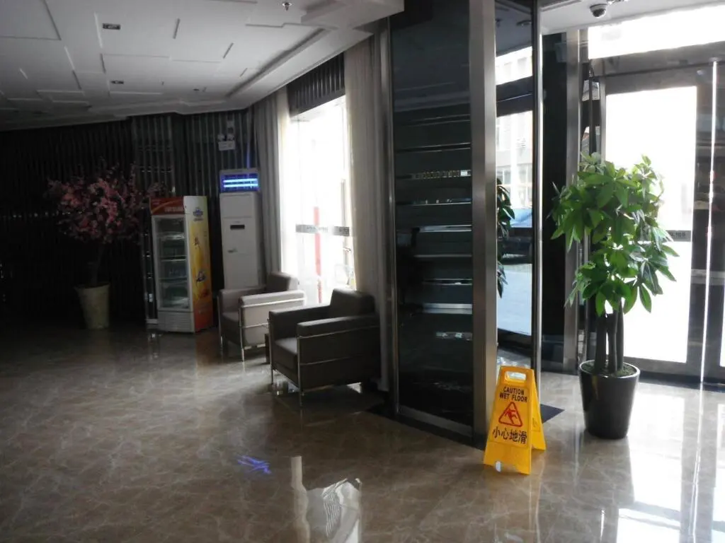 Шанхай: Motel 168 Suzhou Luzhi Guzhen