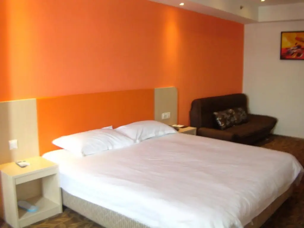 Шанхай: Motel 168 Suzhou Luzhi Guzhen