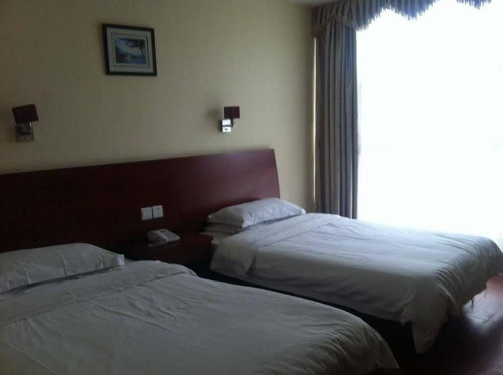 Наньтун: Jianghai Star Hotel