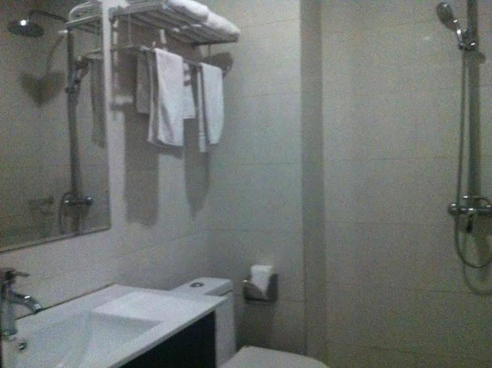 Наньтун: Jianghai Star Hotel