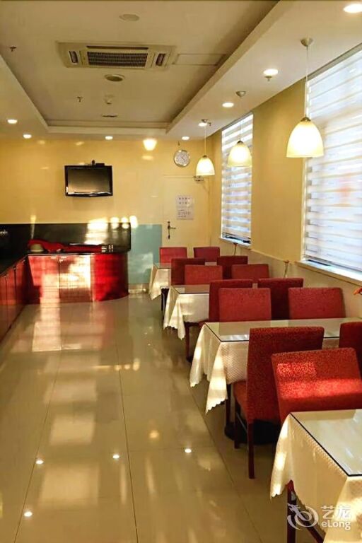 Шанхай: Hanting Express Hotel Shanghai Qishen Road