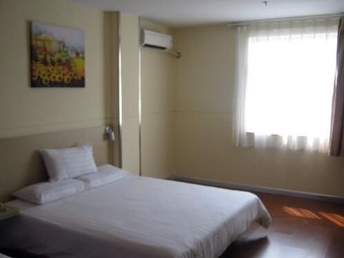 Хучжоу: Hanting Hotel Huzhou Aishan Yintai South Street