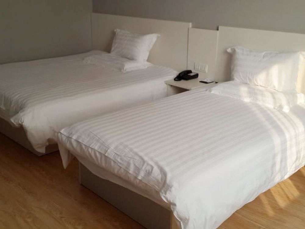 Нанкин: Motel 168 Hotel