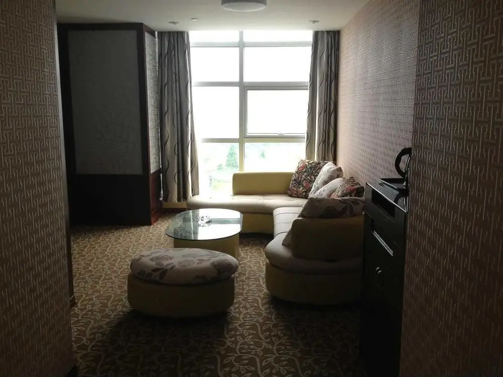 Шанхай: Shanghai Guwei Holiday inn