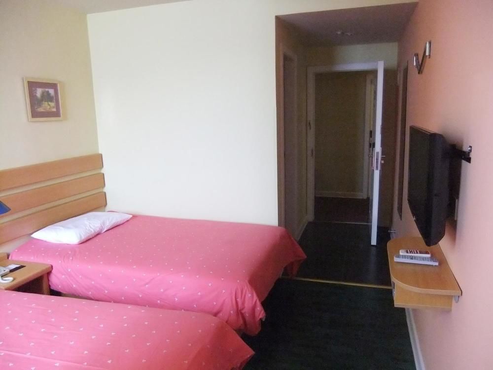 Шаньтоу: Home Inn Shantou Chaoyang Zhonghua Road Branch (Currently unavailable)