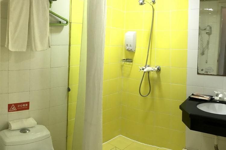 Ханчжоу: Home Inn Hangzhou Wulin Square