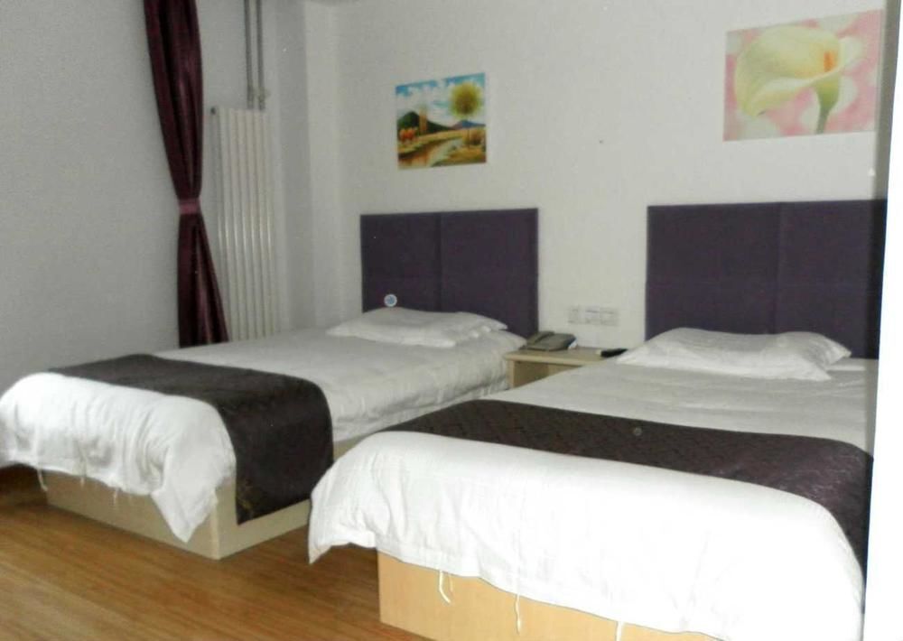 Циндао: Shenghu Business Hotel - Tsingtao