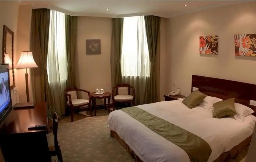 Линьи: Yindu Business Hotel Linyi Feixian County