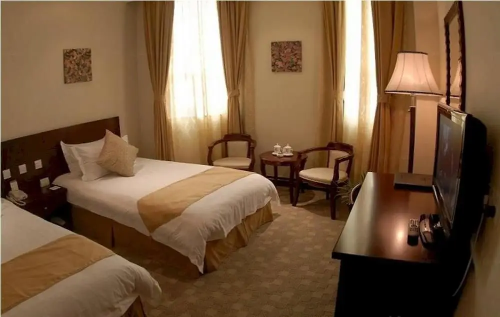 Линьи: Yindu Business Hotel Linyi Feixian County