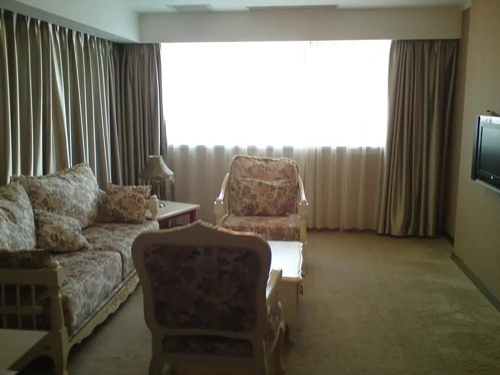 Шанхай: Homeinn Selected Hotel (Shanghai Baoshan Changlin Road Tonghe Xincun Subway Station)