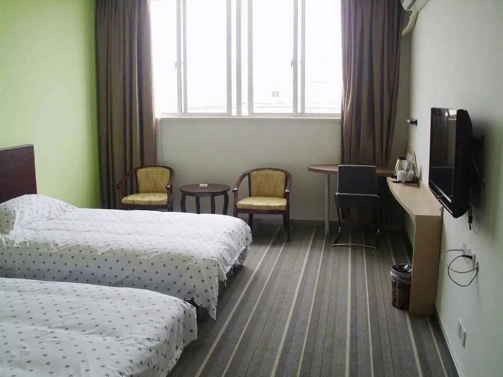 Шанхай: Motel - Shanghai International Exhibition Center Jiuting Subway Station Kui Road Branch