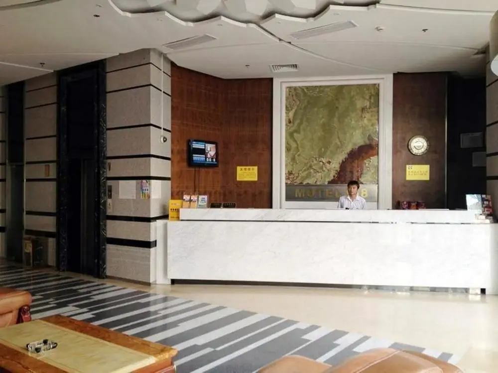 Шанхай: Motel - Shanghai International Exhibition Center Jiuting Subway Station Kui Road Branch