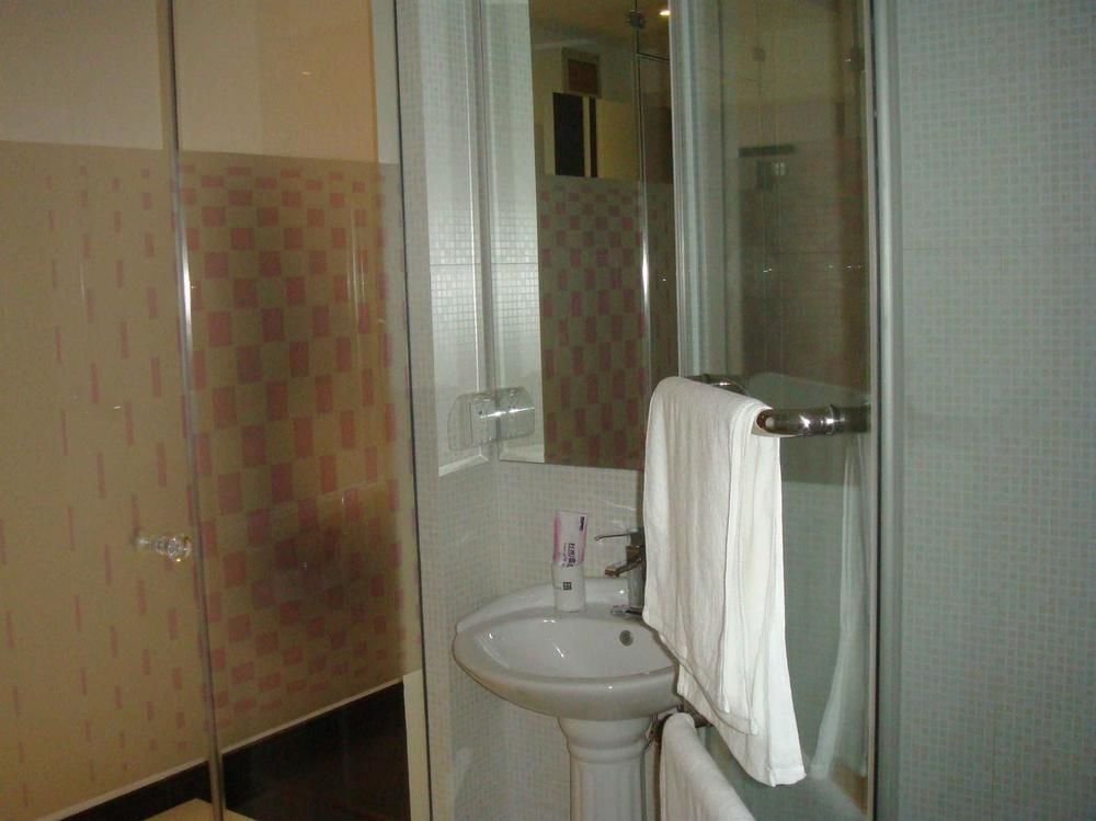 Шанхай: Ziyougang Fashion Hotel