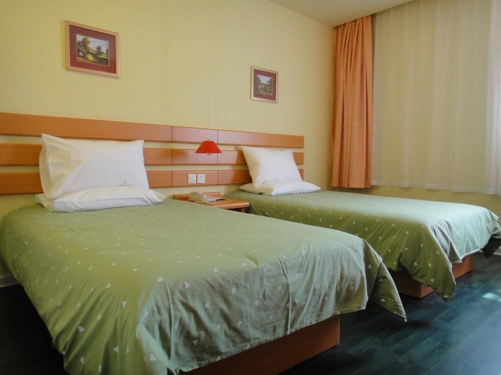 Уси: Home Inn (Luoxiayuan store, Wuxi Economic Development Zone)