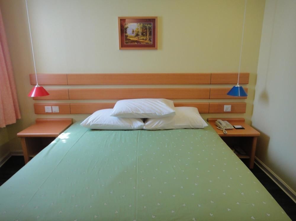 Уси: Home Inn (Luoxiayuan store, Wuxi Economic Development Zone)
