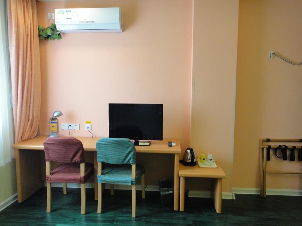 Уси: Home Inn (Luoxiayuan store, Wuxi Economic Development Zone)