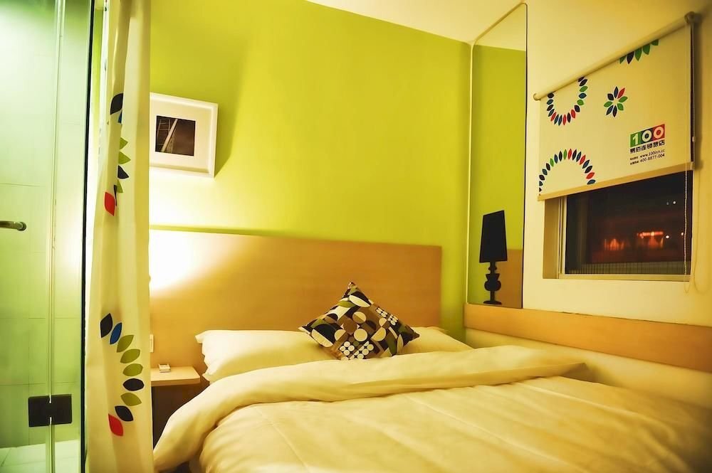 Шанхай: 100 Hotel