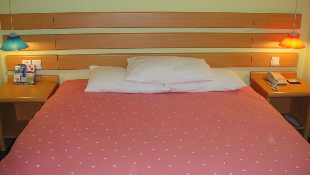 Тайчжоу: Home Inn Taizhou Pedestrian Street