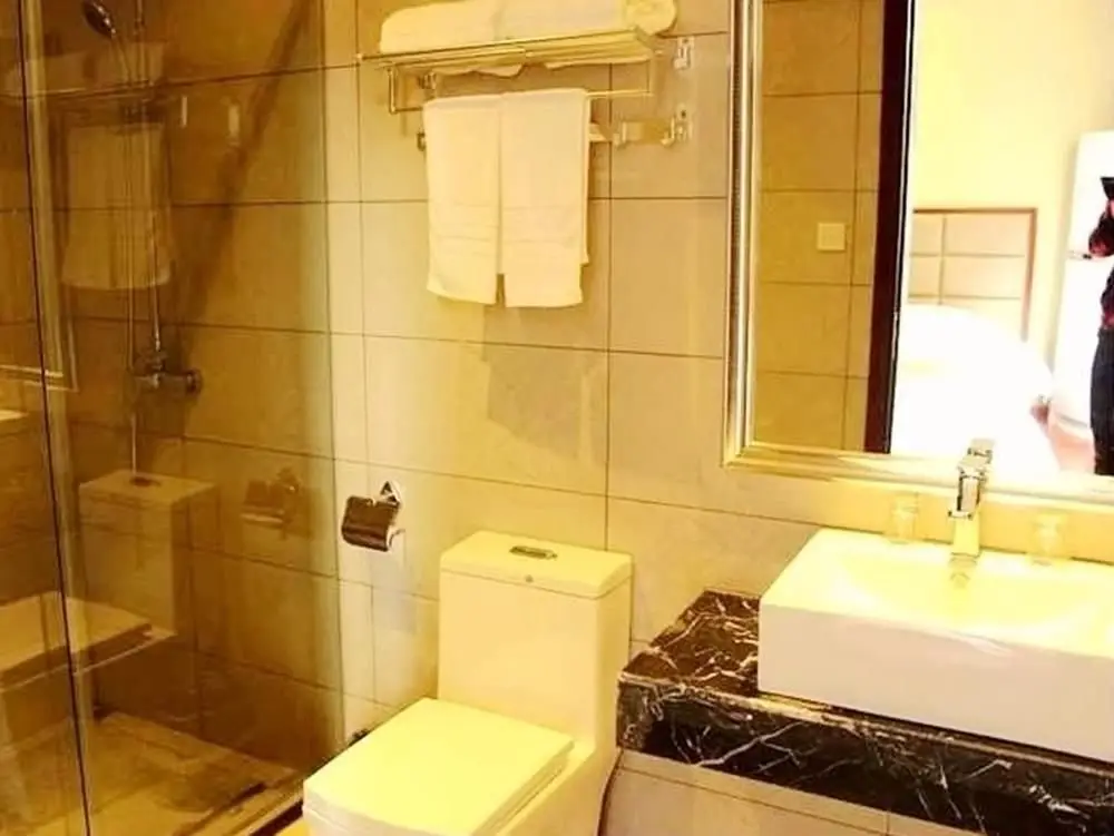Цзюцзян: Jiujiang Golden Bay Holiday Hotel