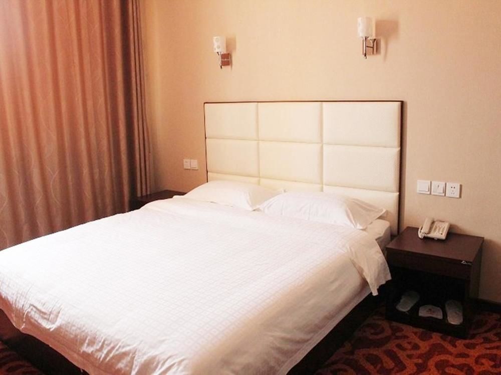 Циндао: Daweng Jiulongquan Hotel ((Licun Pedestrian Street Store)