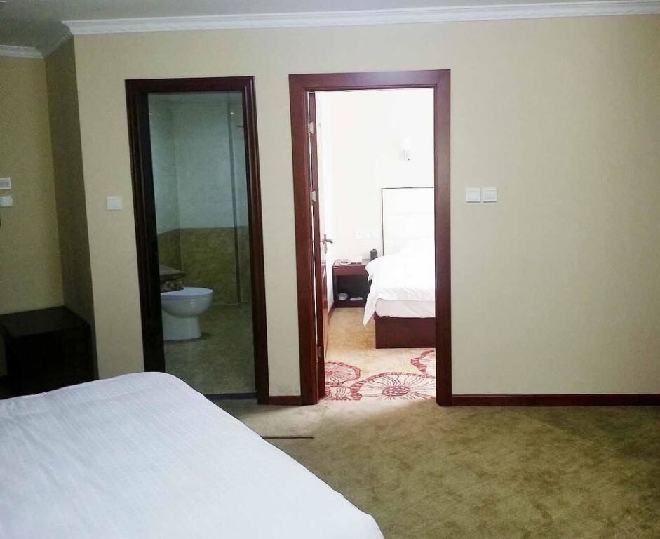 Циндао: Daweng Jiulongquan Hotel ((Licun Pedestrian Street Store)