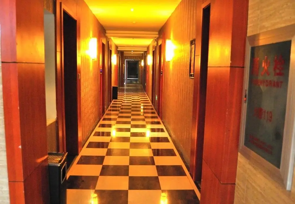 Fuyuan Baihe Holiday Hotel — фото 1
