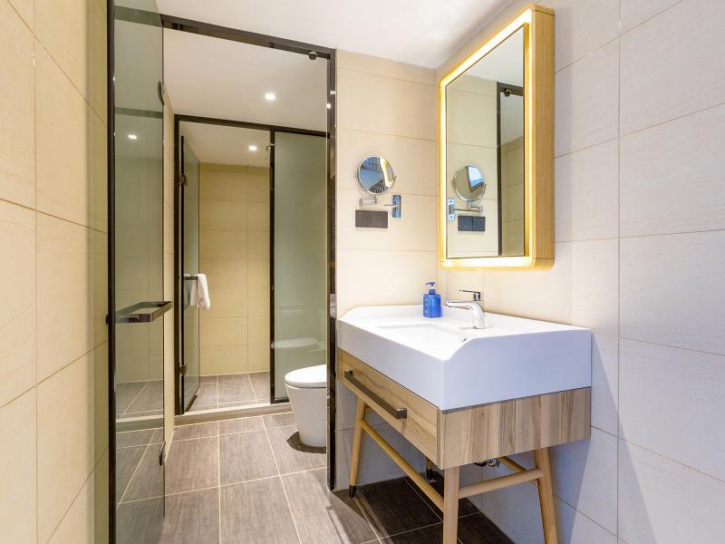 Пекин: Hanting Hotel (Beijing Wudaokou Qinghuayuan)
