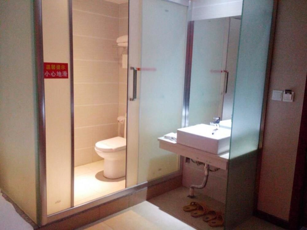 Анькан: Ankang Fengtai Business Hotel