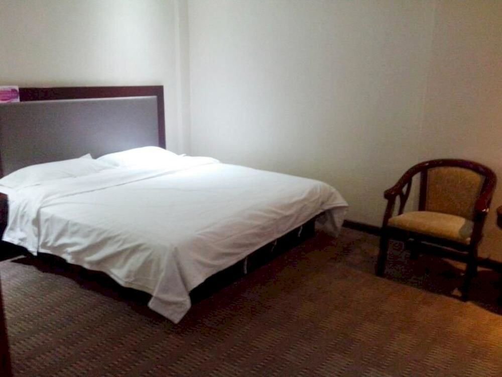 Анькан: Ankang Fengtai Business Hotel