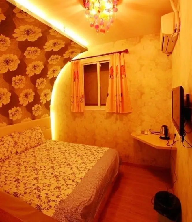 Шанхай: Shanghai Xinyuan Theme Hotel