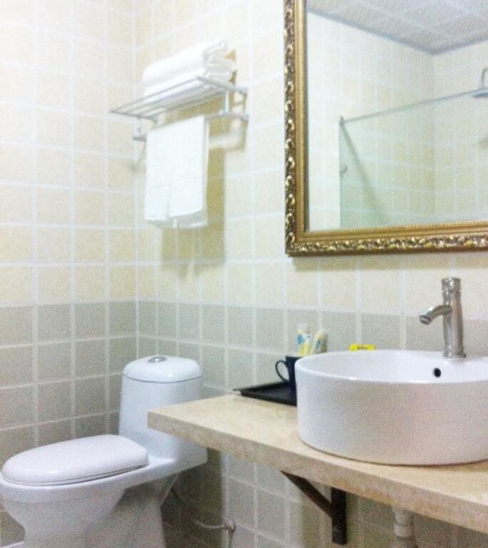 Цзилинь: Jiaohe Lanwan Business Hotel